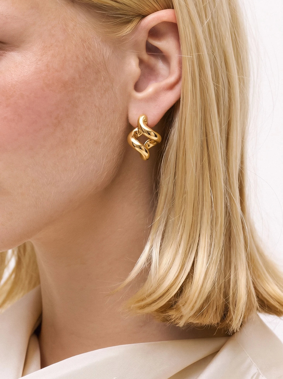 Knot Studs